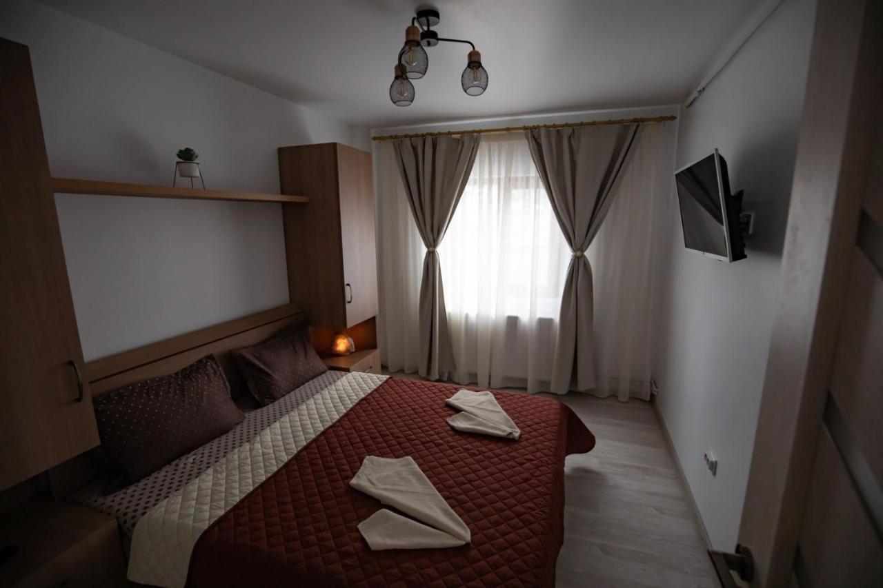 Apartament Natalia Tîrgu Ocna Esterno foto
